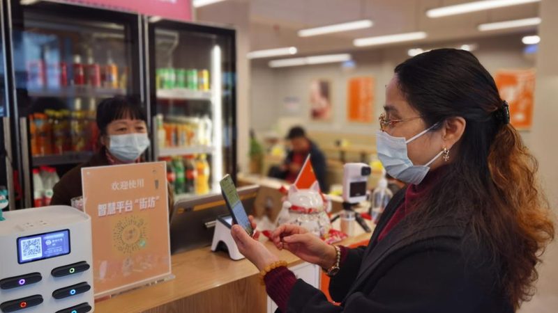 开荒保洁，玻璃去胶印的实用方法揭秘